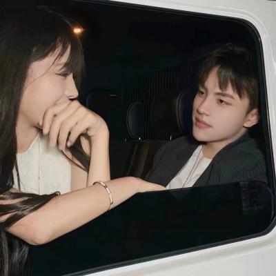 高级感十足的情侣头像可爱(优选22张)