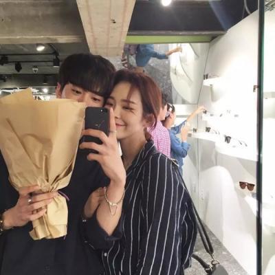 超甜秀恩爱超虐狗的情头可爱(精选22张)