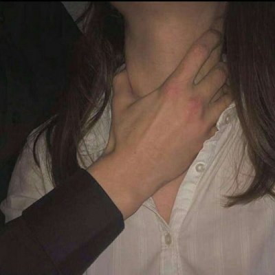 贱贱的骚气的情侣头像(18张)