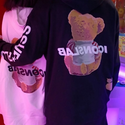 超甜的情侣头像一人一半真人(共20张)