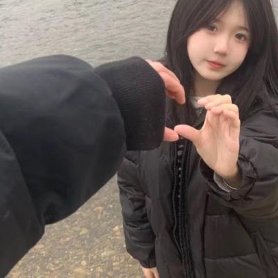 情侣头像酷酷帅帅拽的一男一女图片(优选22张)