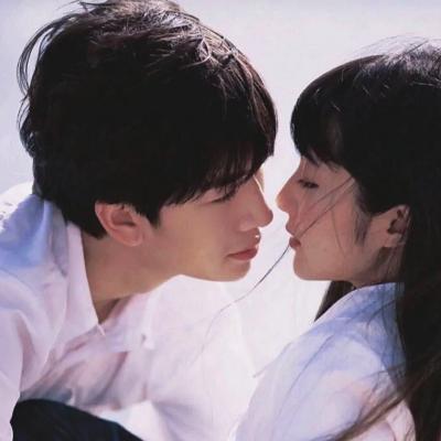 情侣头像酷酷帅帅拽的一男一女图片(优选22张)