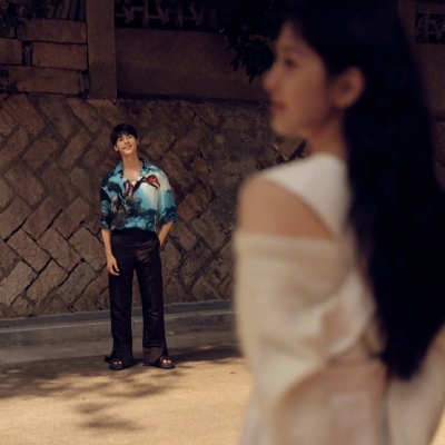 情侣头像酷酷帅帅拽的一男一女图片(优选22张)