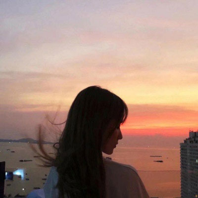 情头一男一女高冷一左一右(精选18张)