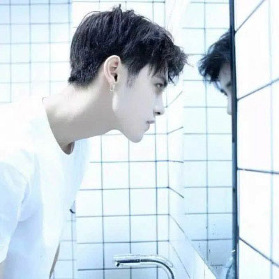 情头一男一女高冷一左一右(精选18张)