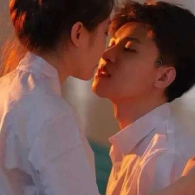 永远不撞的情侣头像不明显(16张)