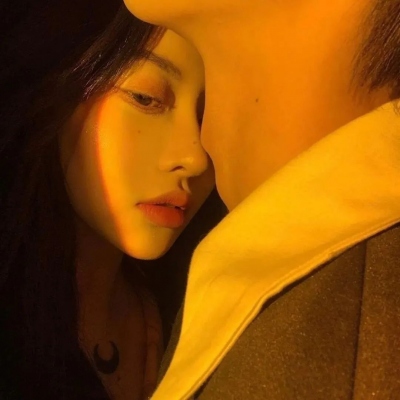 不易撞的神仙情侣头像(优选16张)