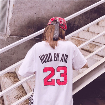 好看的背景情侣头像一男一女(优选20张)