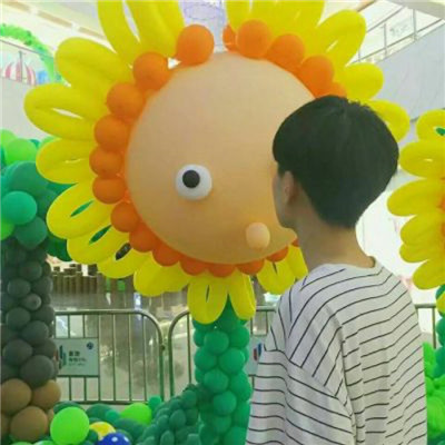 好看的背景情侣头像一男一女(优选20张)