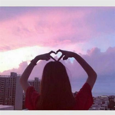 好看的背景情侣头像一男一女(优选20张)