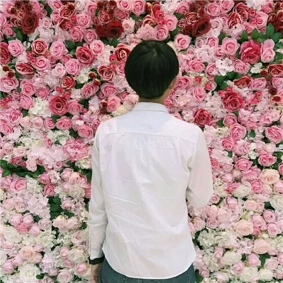 好看的背景情侣头像一男一女(优选20张)