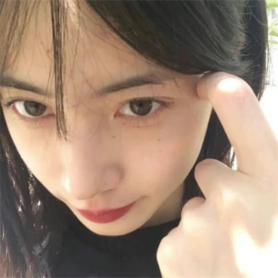 2023最新韩版个性网女生头像(精选24张)