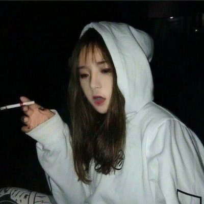 个性伤感的女生qq头像图片(精选16张)