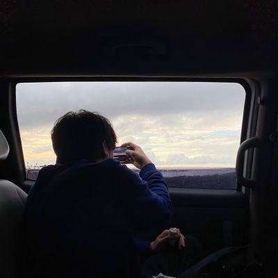 2023男生头像背影图片大全(精选20张)