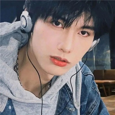 最火头像2023男生图片大全(共24张)