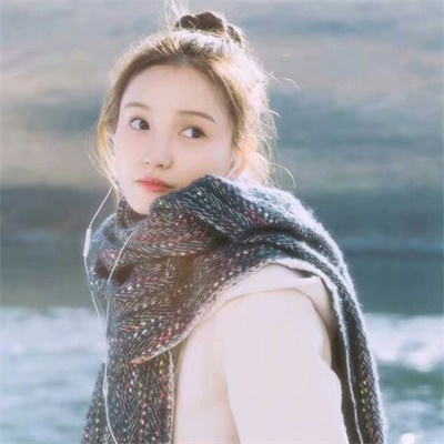 甜美丸子头的女生头像(精选22张)