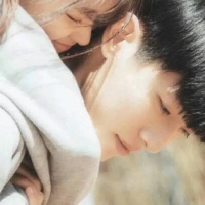 两人情侣头像一人一张(精选20张)