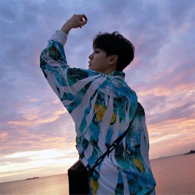 2021男生头像阳光少年(24张)