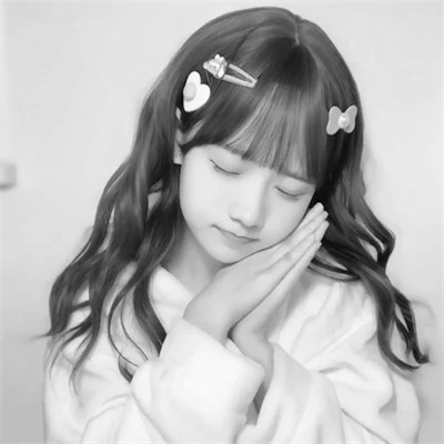 黑白女生头像可爱头像(精选22张)