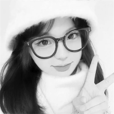 黑白女生头像可爱头像(精选22张)