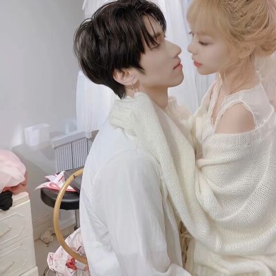 2023最火情侣头像真人一男一女(优选24张)