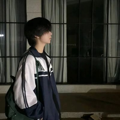 高冷帅气的男生头像(24张)