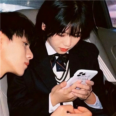 适合二十来岁的情侣头像(24张)