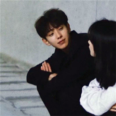 适合二十来岁的情侣头像(24张)