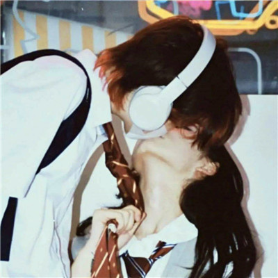 适合二十来岁的情侣头像(24张)