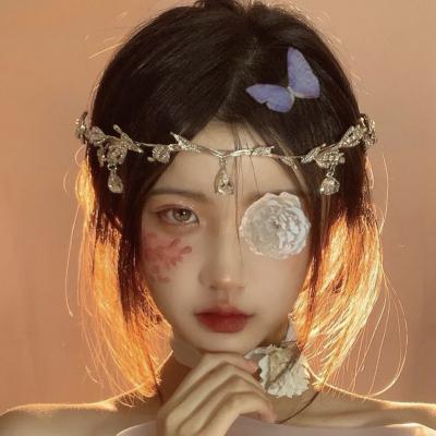 又拽又飒的女生头像(优选17张)