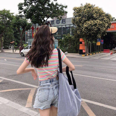 唯美清新森系女生头像图片(精选24张)