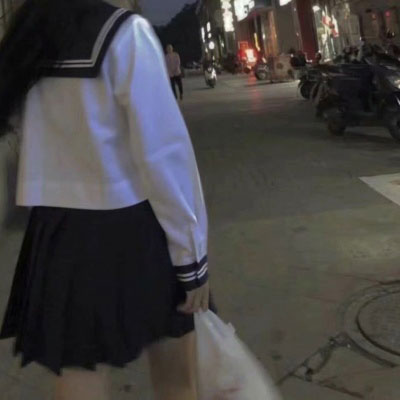 唯美森系清新图片侧脸背影头像(共22张)