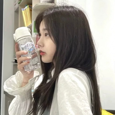 2023小女生超爆可爱头像(精选23张)