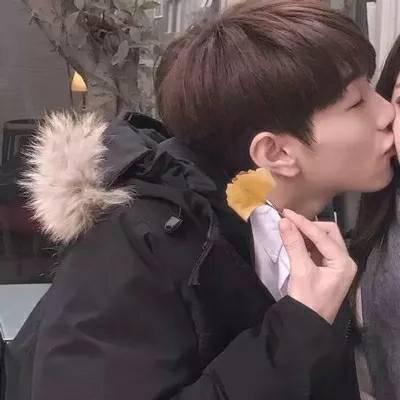 双人真人情侣头像超甜高清图片(24张)