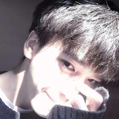 2023年最火爆的男生头像(24张)