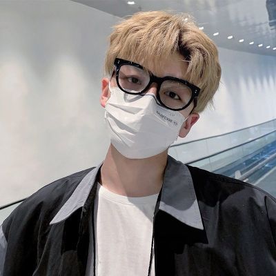 超有感觉的男生头像(共22张)