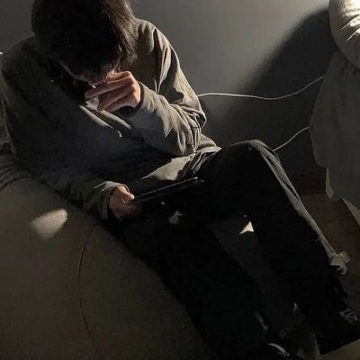 超有感觉的男生头像(共22张)