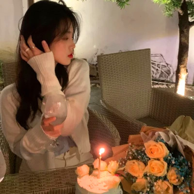 超好看高清女生头像(精选22张)