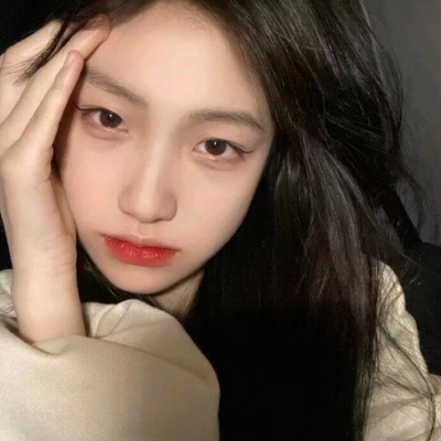 超好看高清女生头像(精选22张)