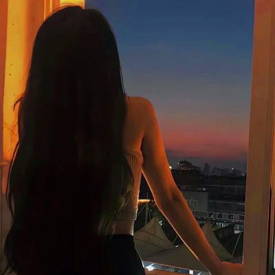 超好看高清女生头像(精选22张)