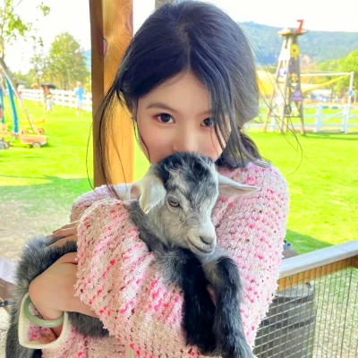 超好看高清女生头像(精选22张)