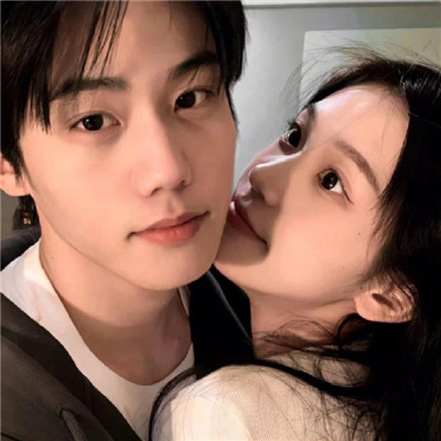 2023高级感满满的情侣头像(优选20张)