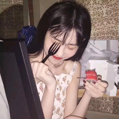 小姐姐好看精致头像(优选22张)