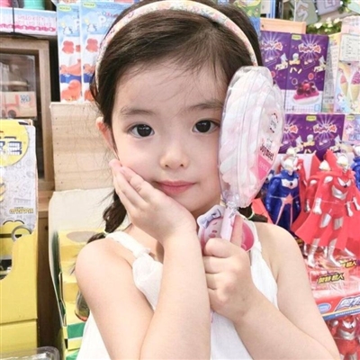 微信头像可爱的萌小女孩图片(精选24张)