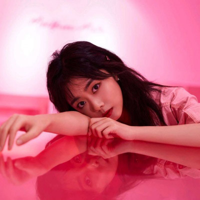 女性唯美图片微信头像(20张)