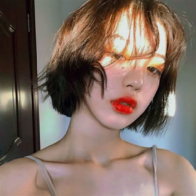 高清女人最酷的头像图片大全(精选22张)