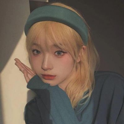 高清女人最酷的头像图片大全(精选22张)