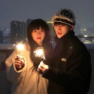 好看又很经典的双人浪漫情头(共24张)