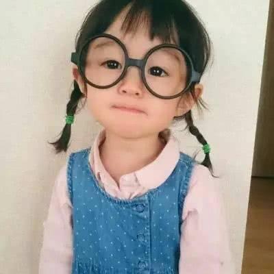 高清超可爱的萌娃头像呆萌小女生图片(优选24张)