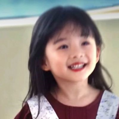高清超可爱的萌娃头像呆萌小女生图片(优选24张)